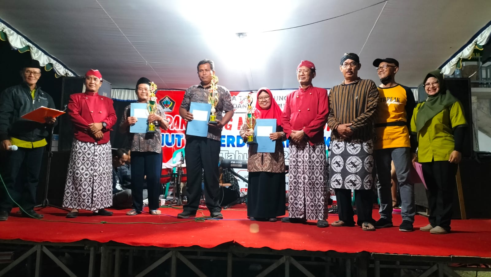 KEGIATAN LOMBA ANTAR RT SE-DESA TEMENGGUNGAN DALAM RANGKA PERINGATAN HUT RI KE 78